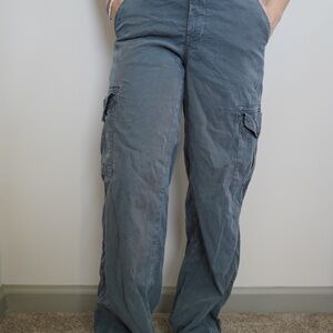 Women’s American Eagle Blue Cargo Pants – Size 0 (Fits 2/4)